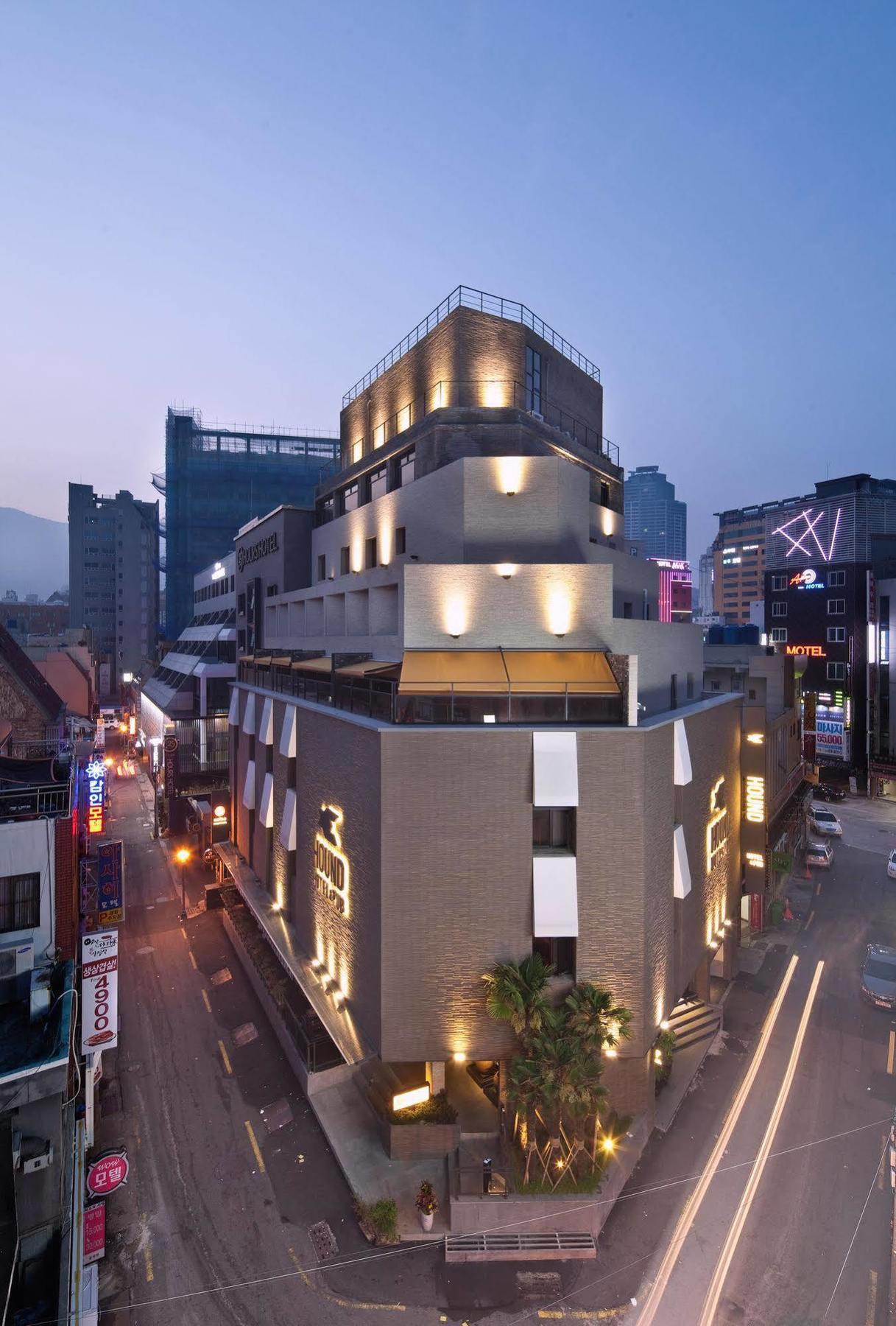 Seomyeon Hound Hotel 1St Street Busan Eksteriør bilde